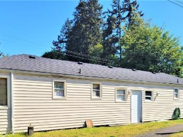 2507 Erlands Point Road NW