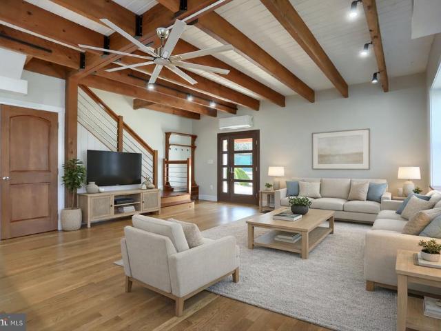2507 Island View Road