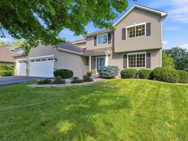 2508 Schneider Ct, Chaska, MN 55318