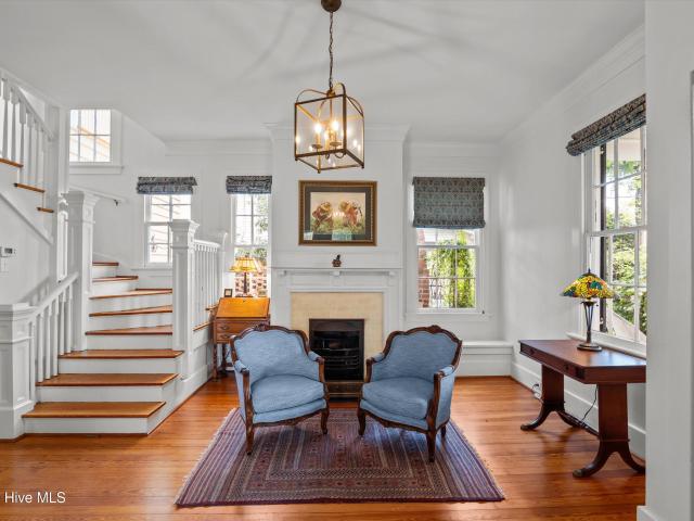 2509 Bellevue Avenue