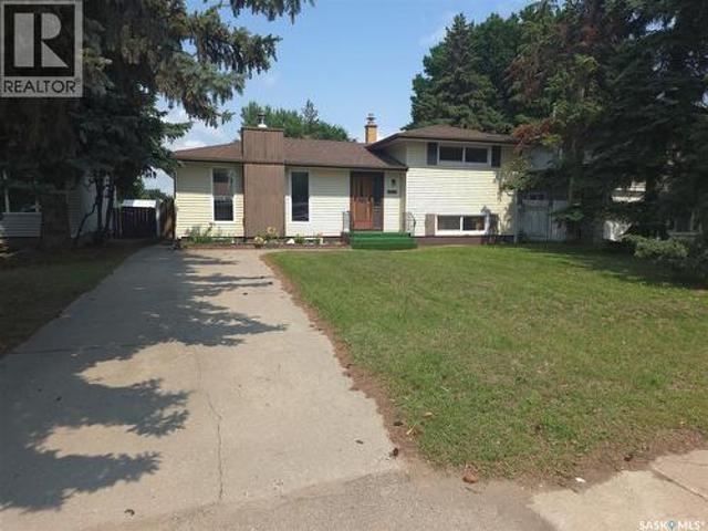 2509 Taylor Street, Saskatoon, SK, S7H 1W9 house for sale | Listing ID SK043357 | Royal LePage