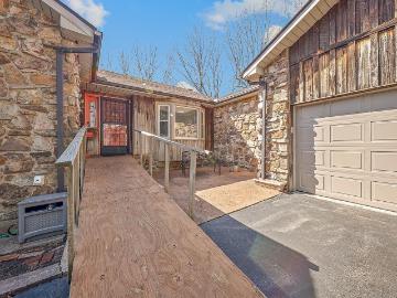 2500 N 29th Street