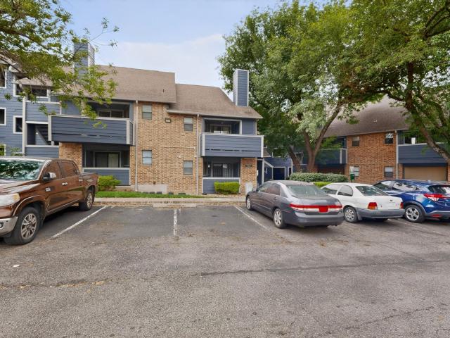 2500 Burleson Rd # 506