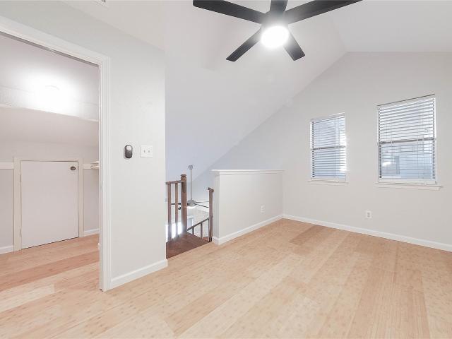 2500 Burleson Rd # 512