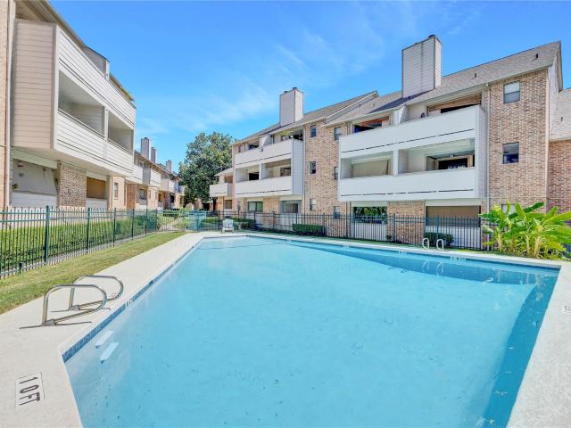 2500 Burleson Rd # 703