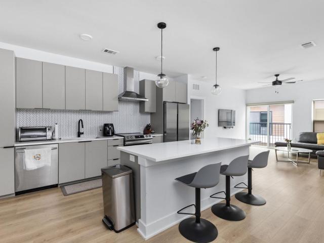 2500 Longview St, 405, Austin, TX