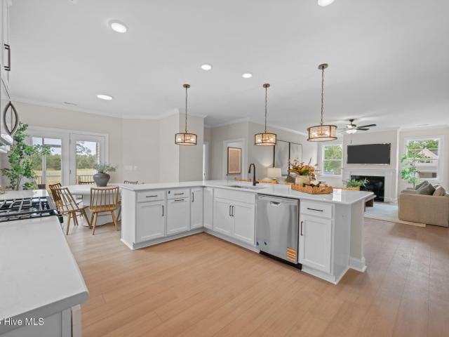 2500 Plover Way