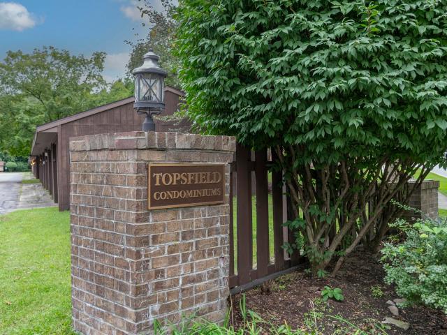 2500 Topsfield Road