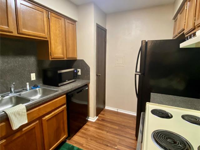 2501 Gulf Fwy, Unit 256D, Dickinson, TX 77539 | MLS #20759