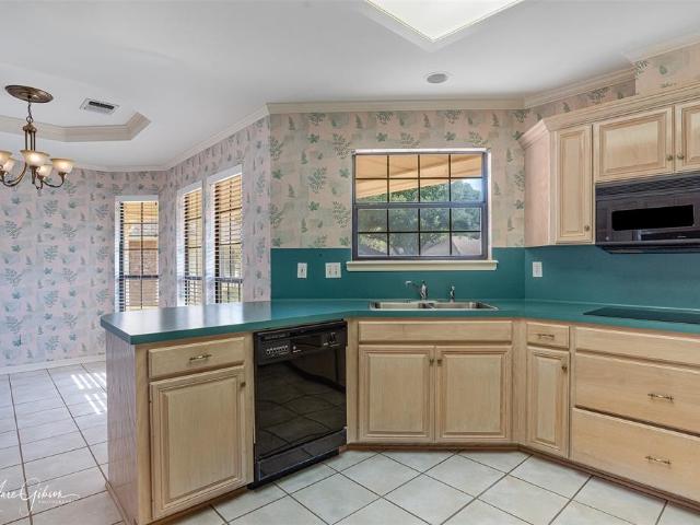 2501 Palmetto Drive