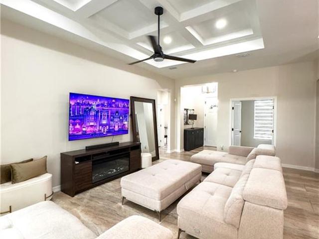 2501 S Cartier Drive