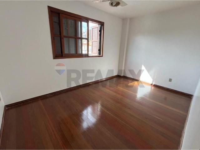250.00 M² Duplex Alugar, 3 Dormitórios localizado em Nossa Senhora do Rosário, Santa Maria, Rio Grande do Sul, 97010081 | Brasil
