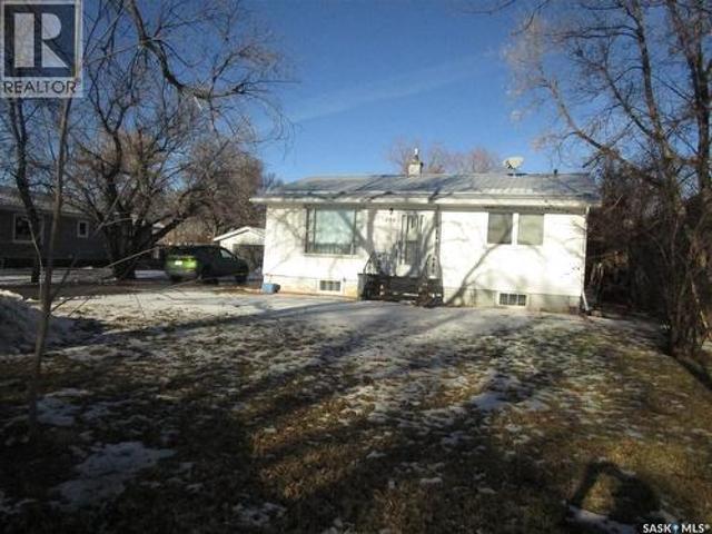 250 1St Avenue W, Bengough, SK, S0C 0K0 house for sale | Listing ID SK027104 | Royal LePage