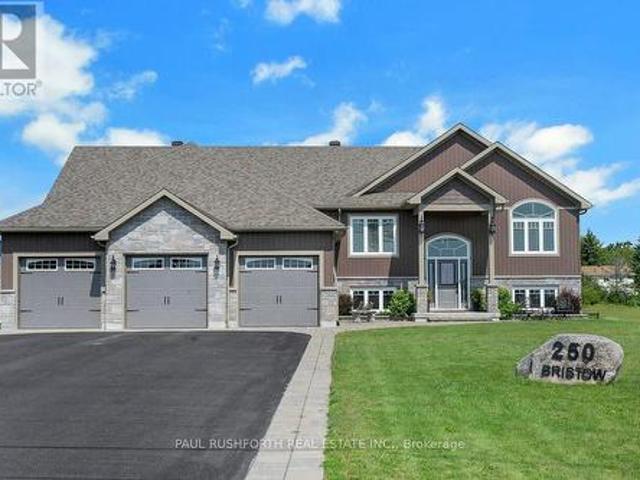 250 Bristow Road, Montague, ON, K7A 5B8 house for sale | Listing ID X13616 | Royal LePage