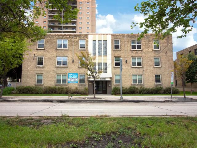 250 Broadway Avenue