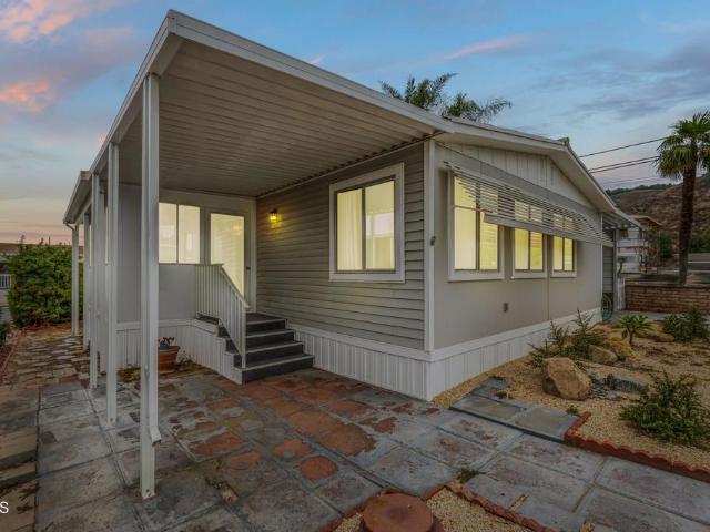 250 E Telegraph Road 1