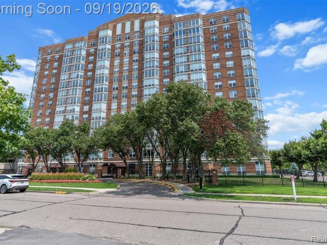 250 e harbortown drive # 803