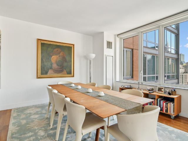 250 East 53rd Street, New York, NY