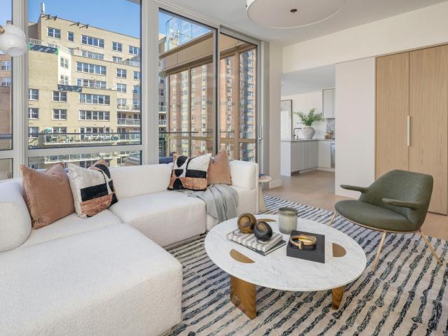 250 East 25th Street, New York, NY