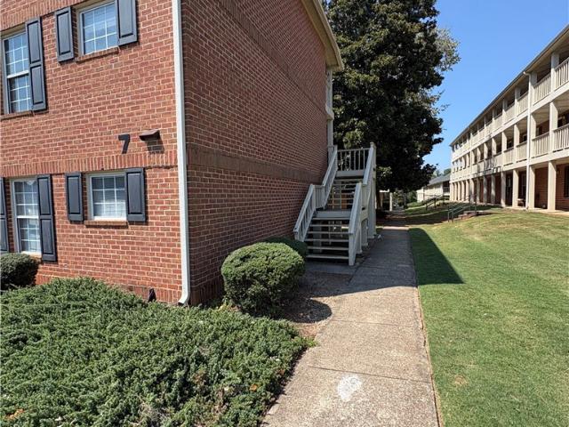 250 Elm Street