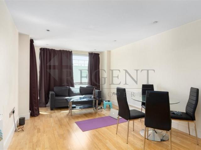 250 High Road, Ilford IG1 2 bed apartment to rent £1,850 pcm £427 pw