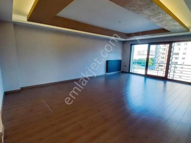 250 M2 4+1 Yüzme Havuzlu Fitness Salonu Kapalı Otoparklı