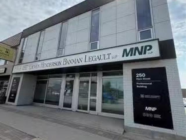 250 Main Street, Steinbach, MB, R5G 0T4 commercial for rent.