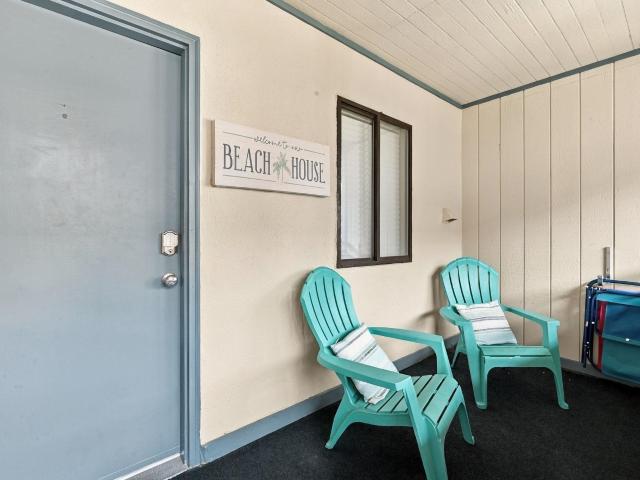 250 Maison Dr. J 6