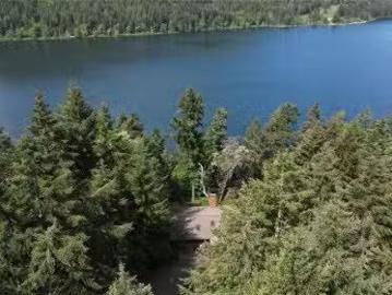 250 South Bank Dr, Salt Spring, BC, V8K 1M7 house for sale.