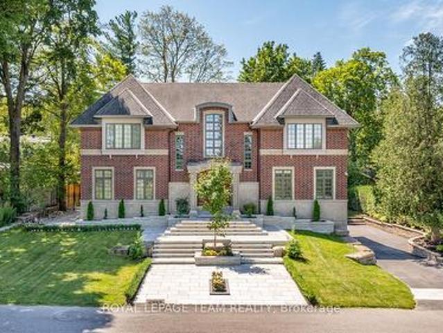 250 Sandridge Road, Ottawa, ON, K1L 5A2 Luxury House for sale | Listing ID X13719 | Royal LePage Carriage Trade Luxury Properties