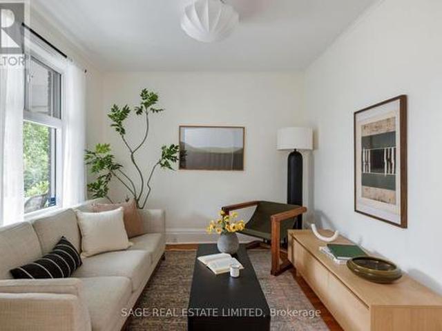 250 Springdale Boulevard, Toronto, ON, M4C 1Z9 house for sale | Listing ID E13588 | Royal LePage