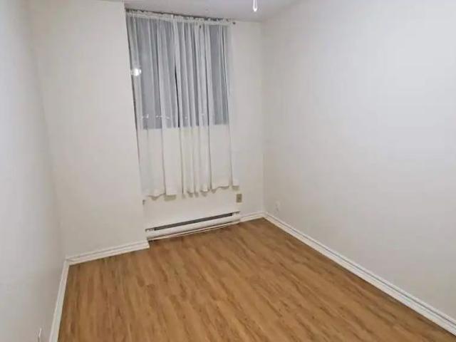 250 Ste Anne Road — 1 Bedroom