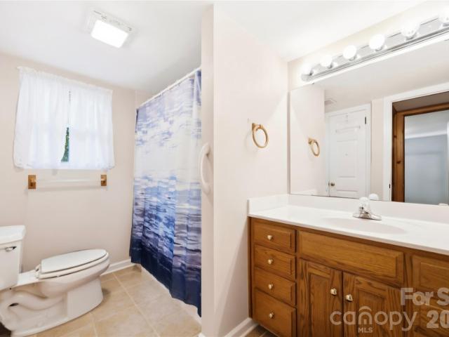 250 Roberta Road SW