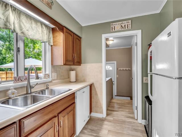 250 Roncroff Drive