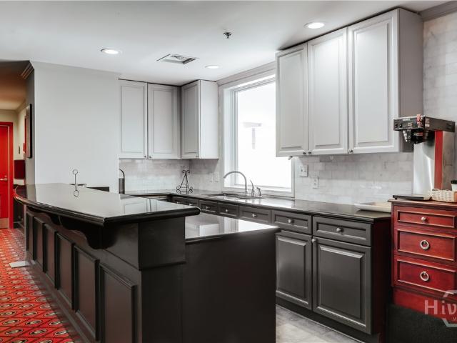 250 W Broad St, Unit 408, Athens, GA 30601 | MLS #CL343899