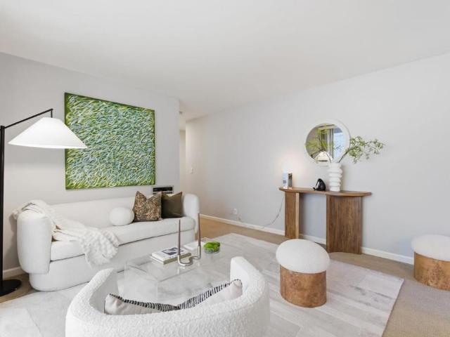 250 Whitmore Street 104