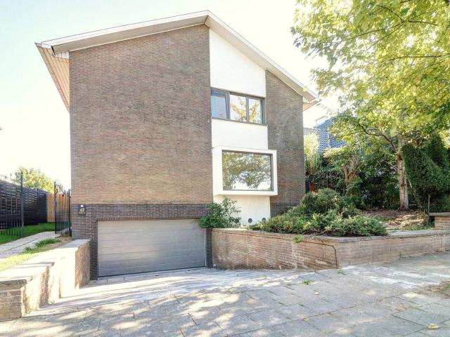 250m² villa: 5 rms, 2 bathrms, quiet neighborhood,Kouterlaan
