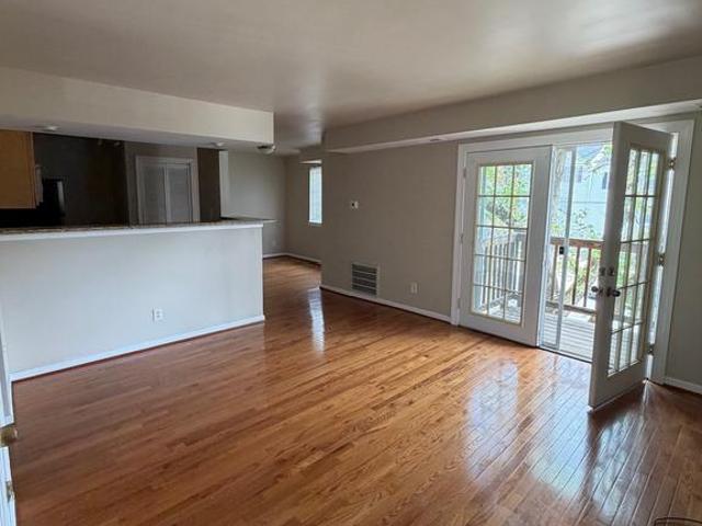 2514 Markham # 3