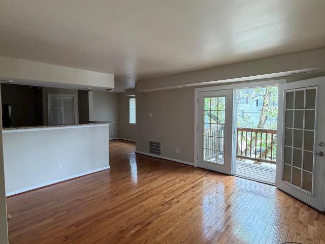 2514 Markham Ln, Unit 3, Landover, MD 20785 | MLS #MDPG2211