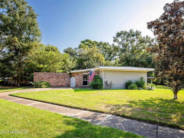 2515 Englewood Road