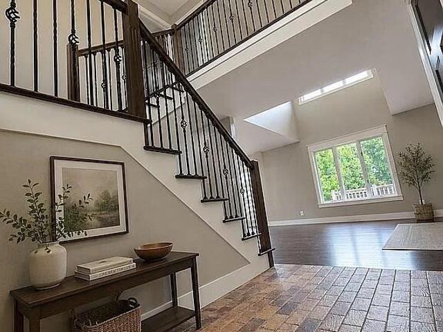 2516 White Oak Drive