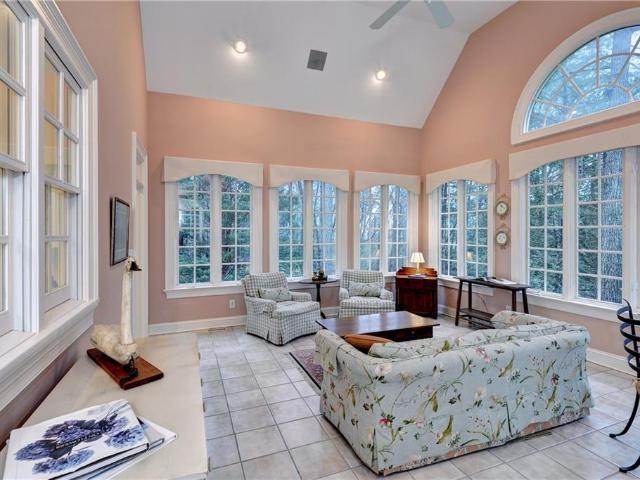 2517 Sanctuary DR