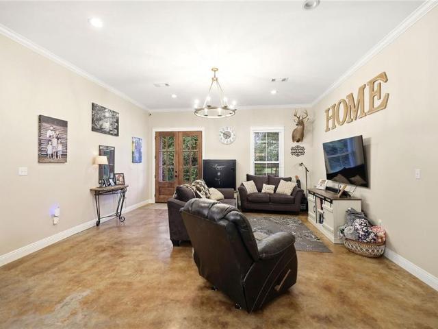 25189 W Choctaw Drive