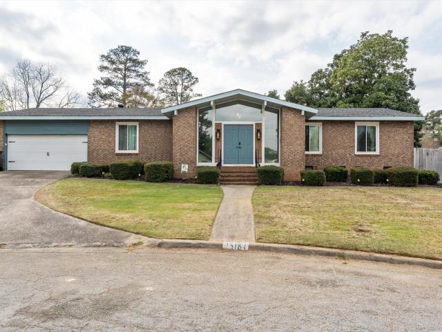 2518 E Springwood Court