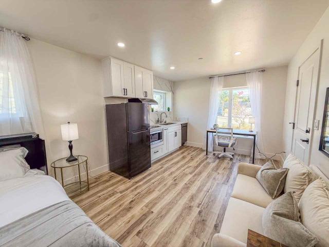 2519 Columbia Street Studio Apartment for Rent at 2519 Columbia St, San Diego, CA 92103 Midtown