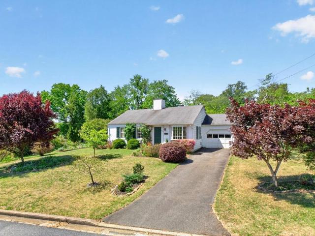 2519 Commonwealth Dr