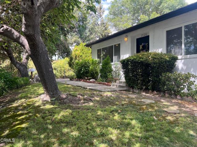 2519 2 Altura Avenue