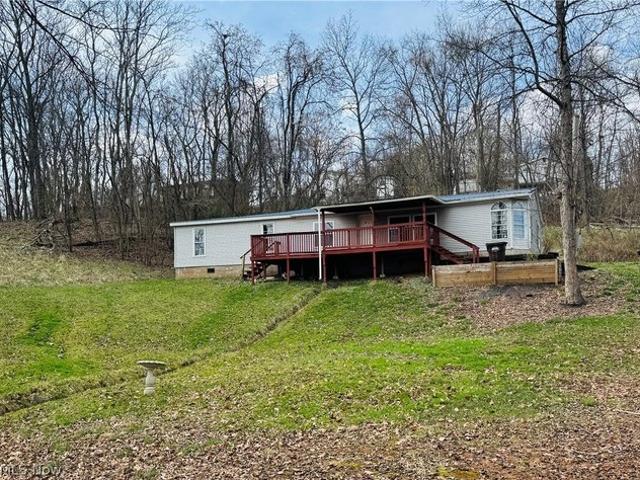 2510 Parkview Dr, Belpre, OH 45714