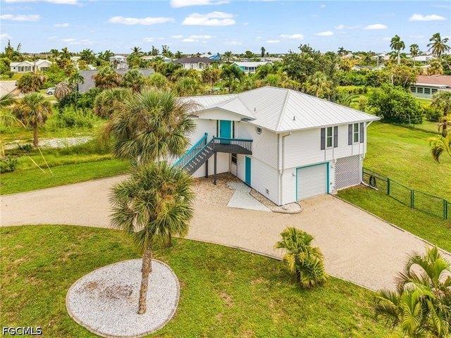 2510 Rose Ave, Saint James City, FL 33956