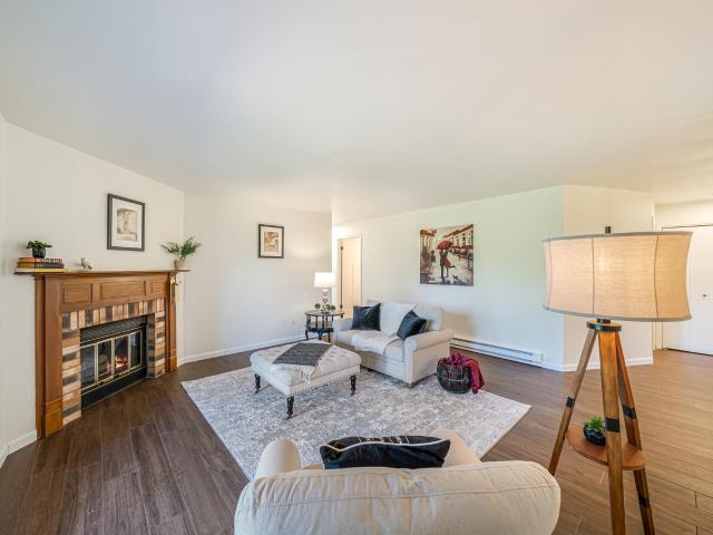 2510 village lane